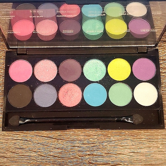 Sleek eyeshadow palette - Picture 5 of 5